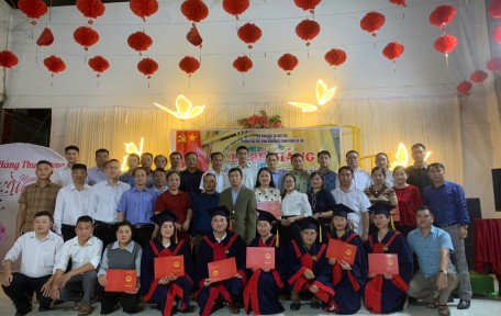 LỄ TỐT NGHIỆP HÌNH THỨC VỪA LÀM VỪA HỌC NĂM 2025-NGÀNH LUẬT KINH TẾ-HG5